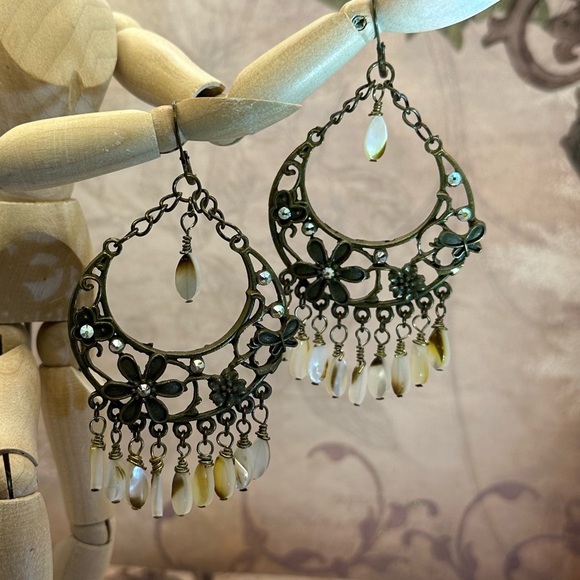 NEW - Handmade - Oversized Hoop Earrings - Picture 5 of 10